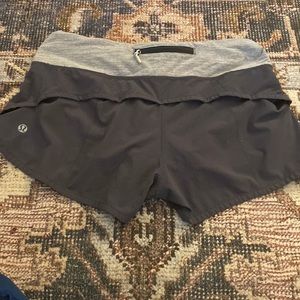 Lululemon shorts great condition
